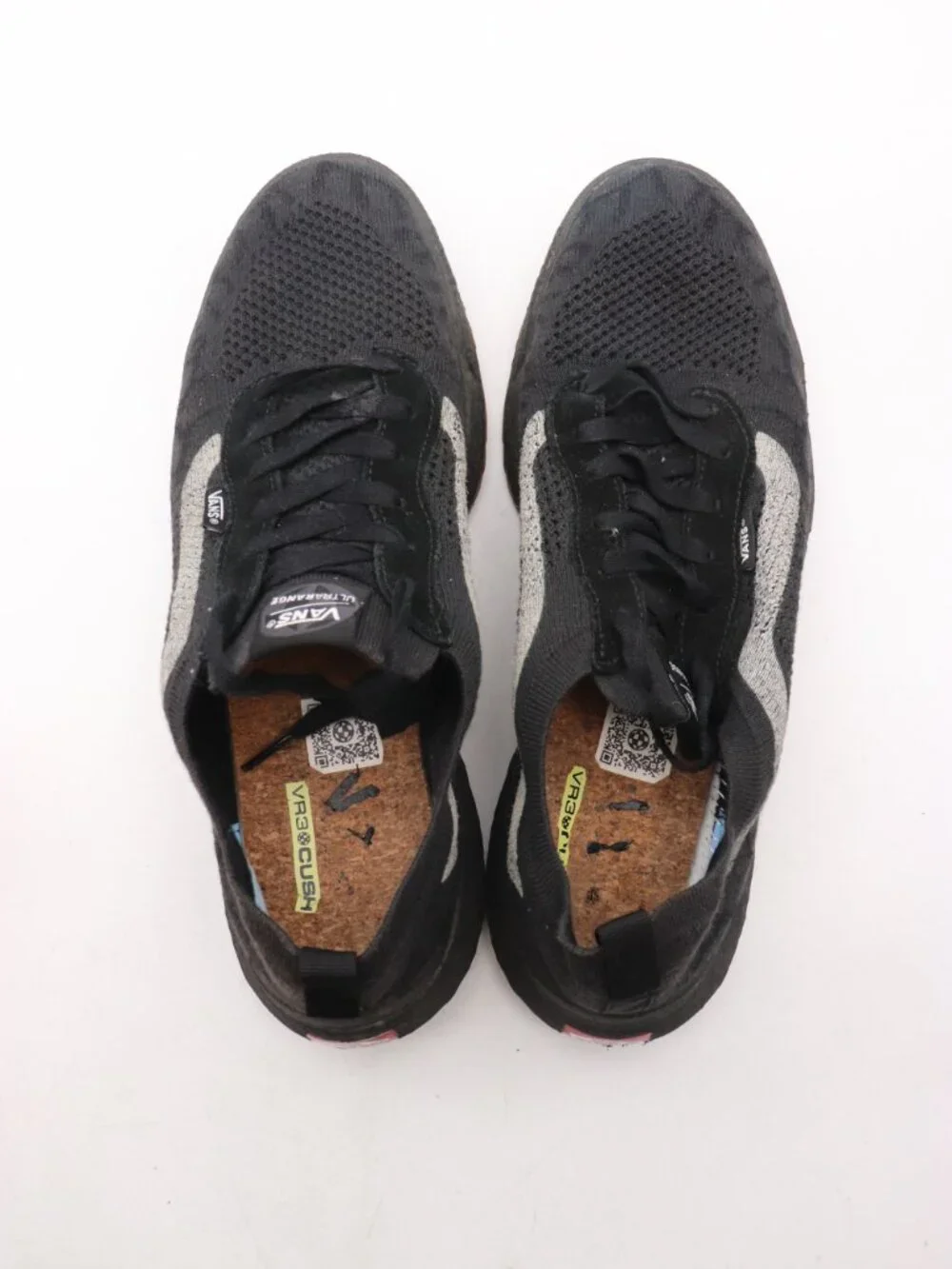 Vans UltraRange VR3 Men's Size 12 Black / Pirate / Gum Mesh Shoes Sneakers